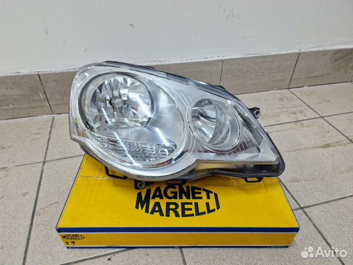 Фара передняя правая Volkswagen Polo IV 2001-2005