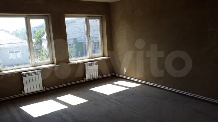 Дом 258 м² на участке 7 сот.