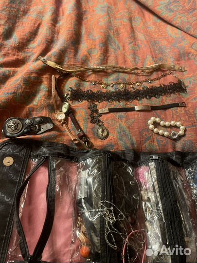 Косметичка с украшениями одним лотом