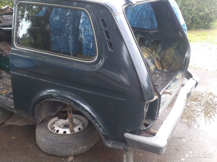 Консоль. Торпеда. Нива 21214. 21213.2121