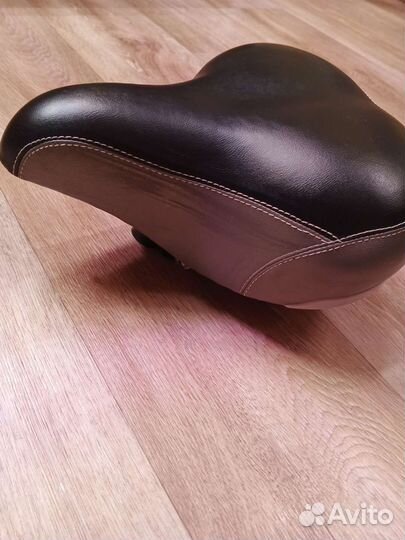 Седло для велосипеда широкое мягкое