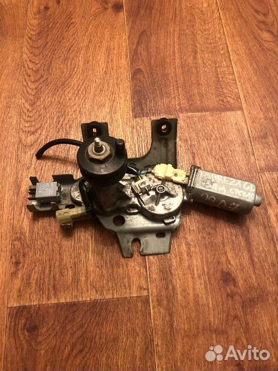 Моторчик заднего дворника subaru GDA