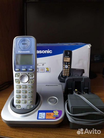 Цифровой беспроводной телефон Panasonic