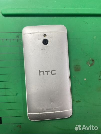 HTC One M7, 2/32 ГБ