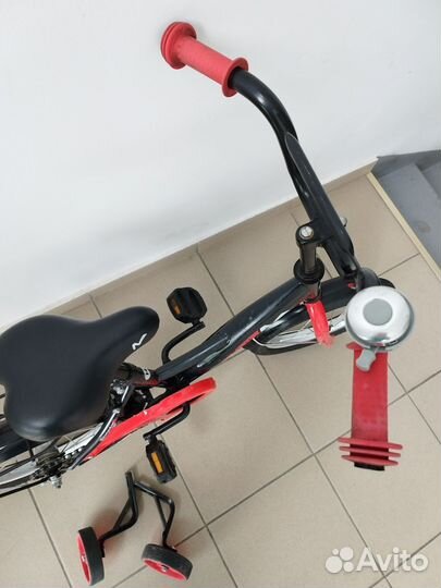 Велосипед детский Novatrack Strike 14