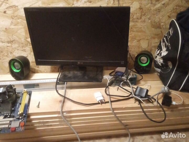 Монитор lg 22