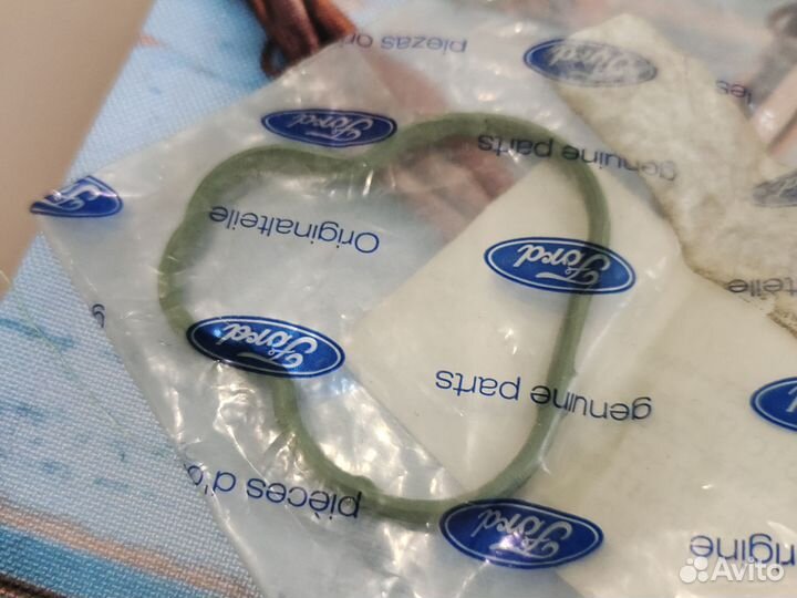 Прокладка впускного коллектора Ford 1019046