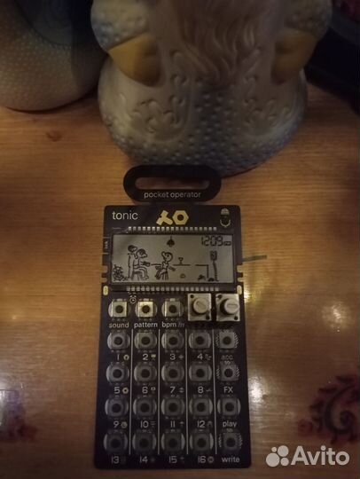 Teenage engineering PO-32 Tonic, фм драм-машина