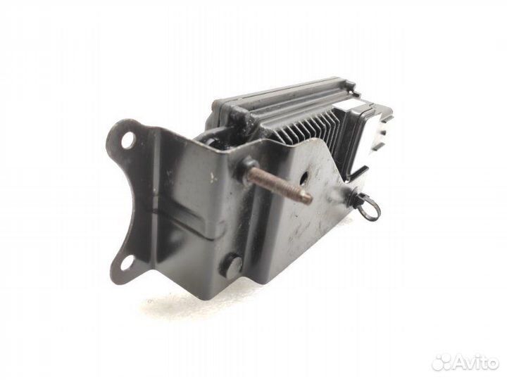 Радар адаптивного круиз-контроля Land Rover