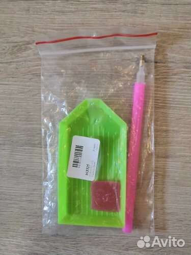 Ручка и лоток для сбора страз