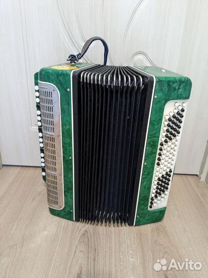 Баян