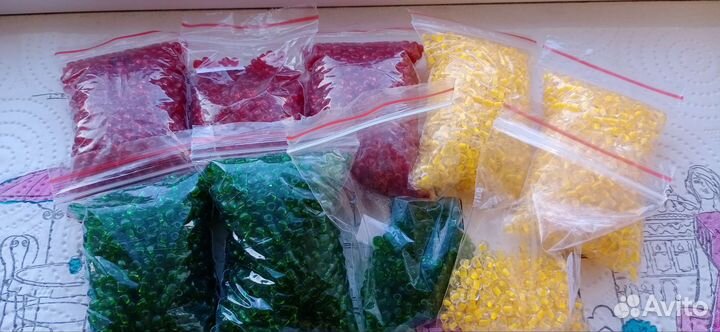 Набор из бисера