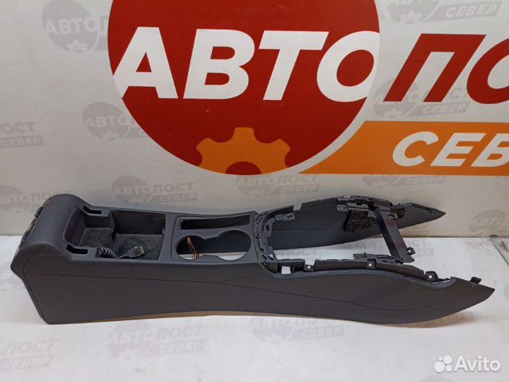 Консоль центральная Audi A4 B8