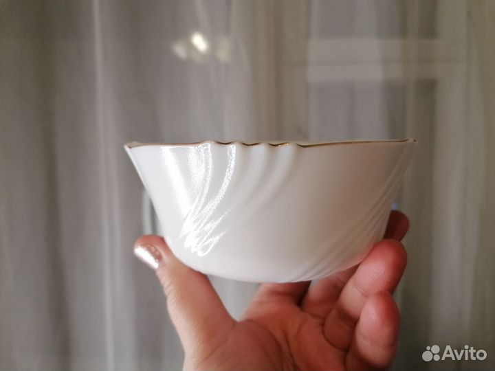 Посуда салатники и соусницы