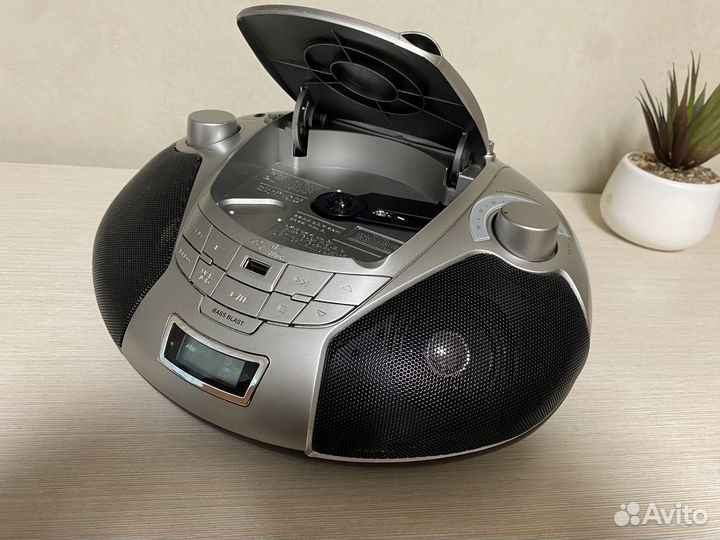 Магнитола бумбокс lg sb19st