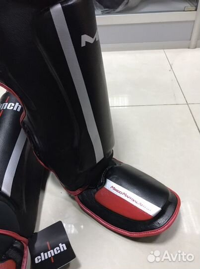 Защита голени для единоборств Clinch