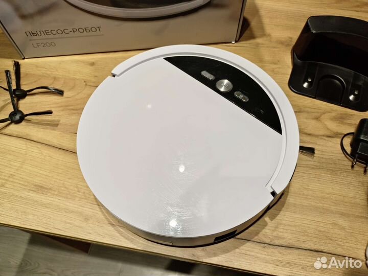 Робот-пылесос dexp LF200 белый