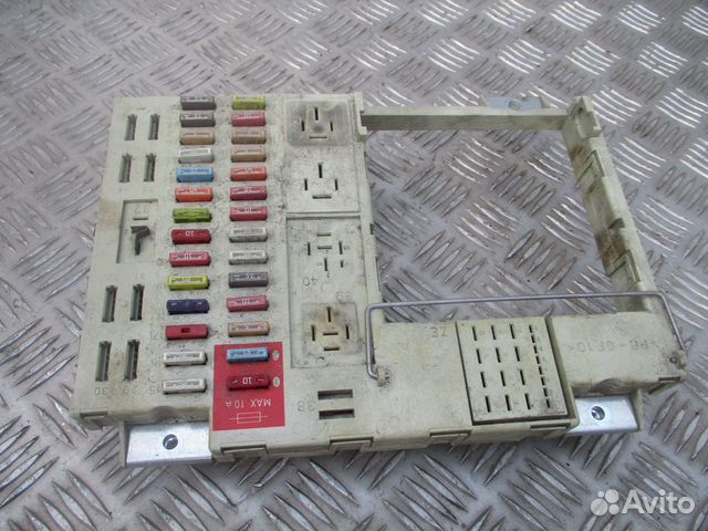 Блок предохранителей MAN 81254446074