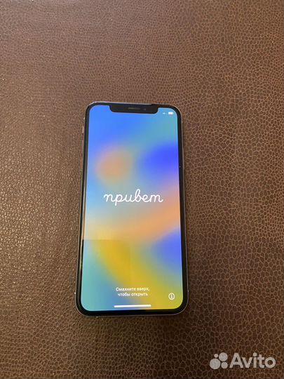 iPhone Xs, 64 ГБ