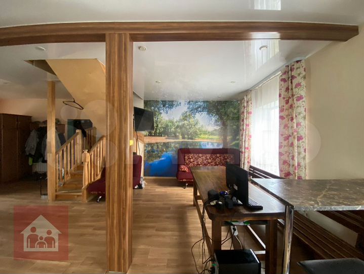 Коттедж 121 м² на участке 10 сот.