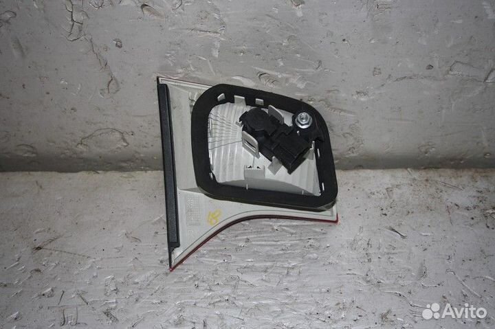 Фонарь задний внутренний правый audi A4 B7 2005-20