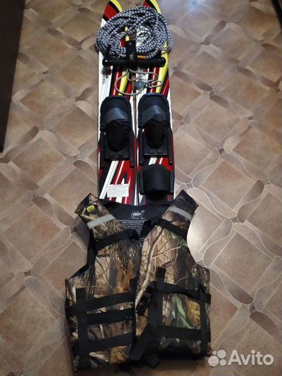 Водные лыжи