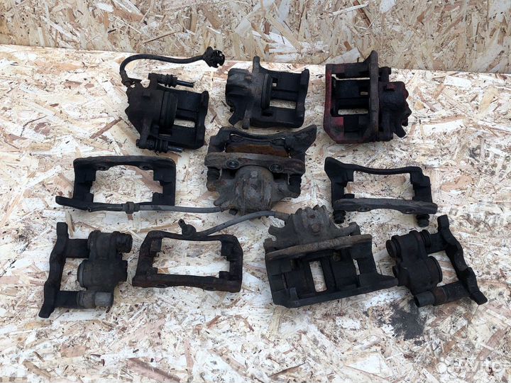 Суппорт передний задний Пежо 406 Peugeot 406