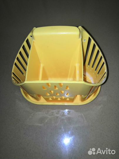 Подставка для зубных щеток, вешалка, мыльница