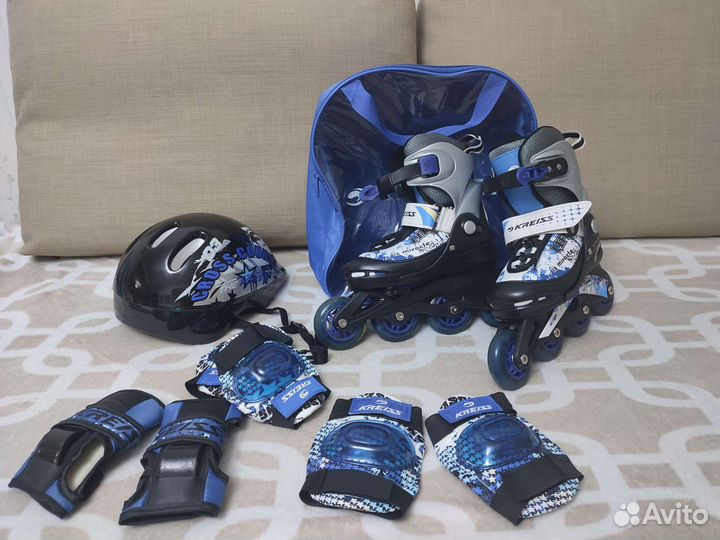 Набор детских роликов с защитой + шлем р-р 30-33