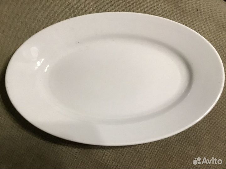 Блюдо овальное фарфор