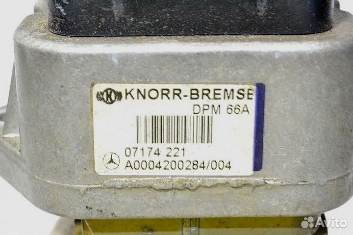 Кран ручного тормоза mercedes-benz Actros MP2/MP3 1844 (01.02)