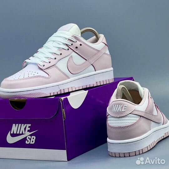 Розовые Nike Dunk SB