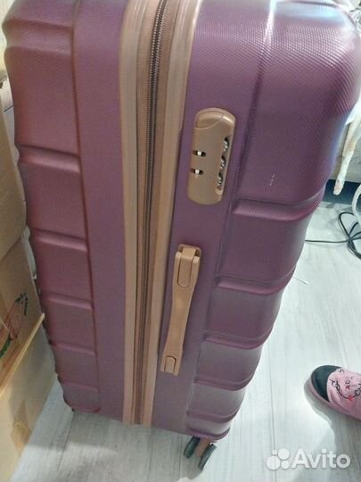 Чемодан на колесах