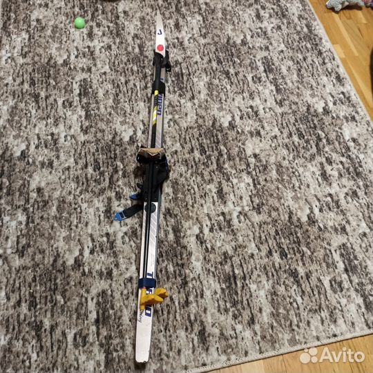 Беговые лыжи деревянные детские