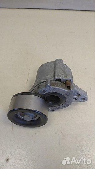 Ролик-натяжитель