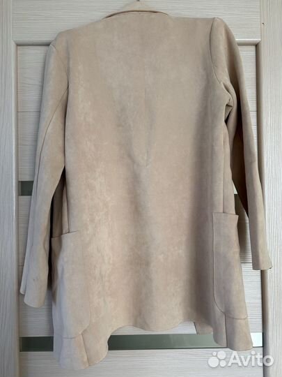 Замшевый пиджак Zara