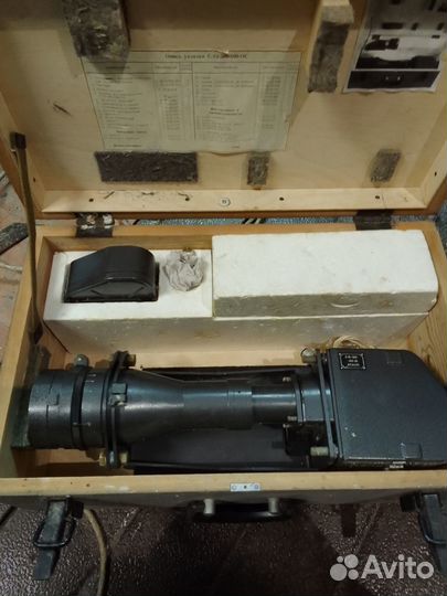 Пленочный фотоаппарат