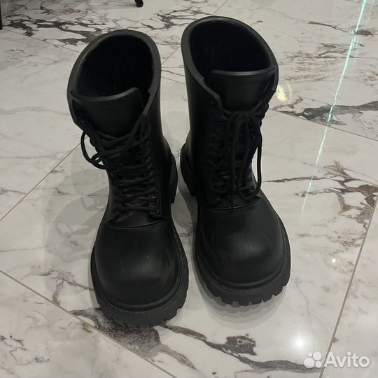 Balenciaga steroid boots