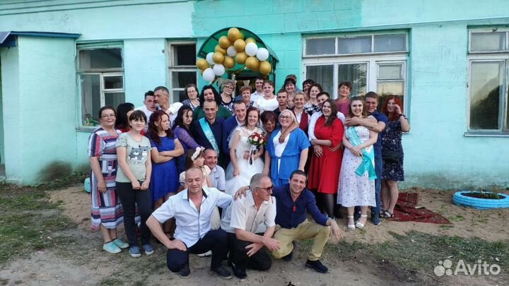 Ваша ведущая, и ди-джей