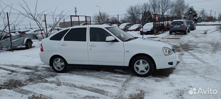 LADA Priora 1.6 МТ, 2013, 196 800 км
