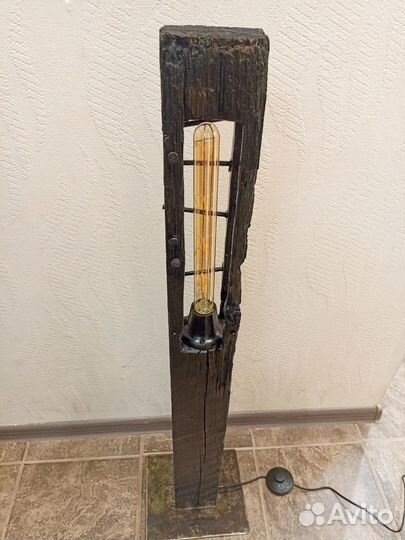 Светильник напольный