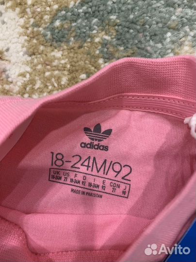 Яркая одежда для девочки