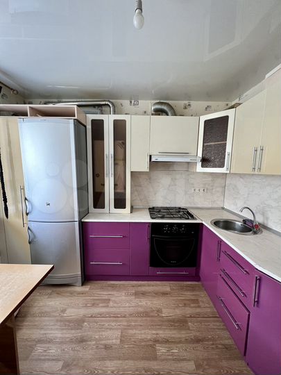 2-к. квартира, 47 м², 3/3 эт.