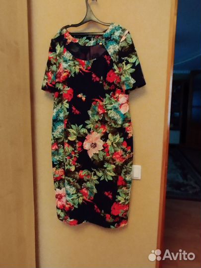 Платье женское