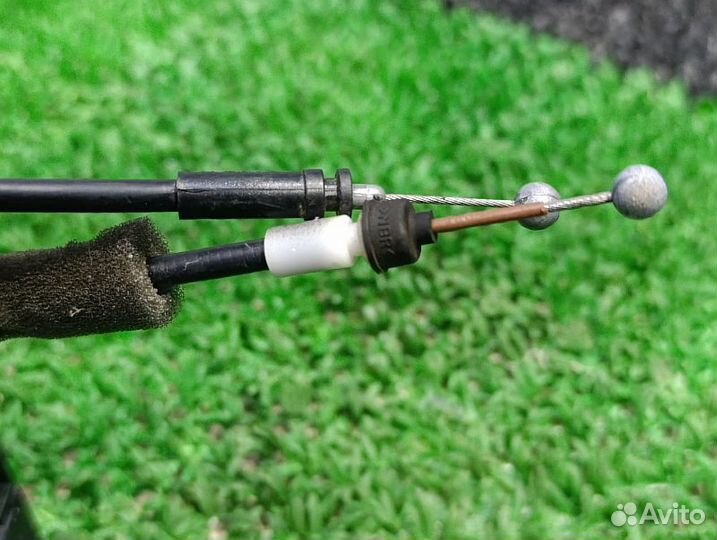 Замок двери передней правой Nissan Pathfinder