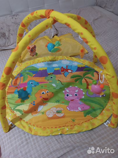 Развивающий коврик