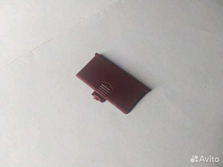 Коричневая крышка под батарейки к игре Электроника