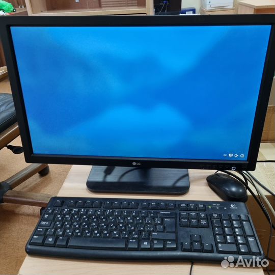 Монитор 24 дюйма LG