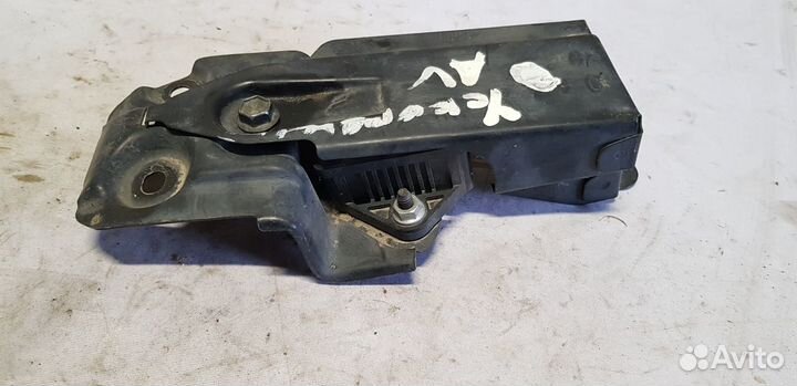 Toyota Avensis Датчик курсовой устойчивости