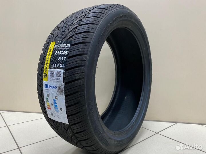 Roadmarch Winter XPro 888 215/45 R17 91V